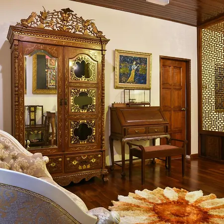 5 Heeren Museum Residence Malacca Room photo