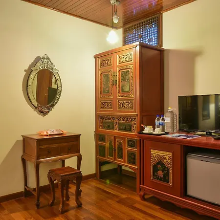 5 Heeren Museum Residence Malacca Room photo